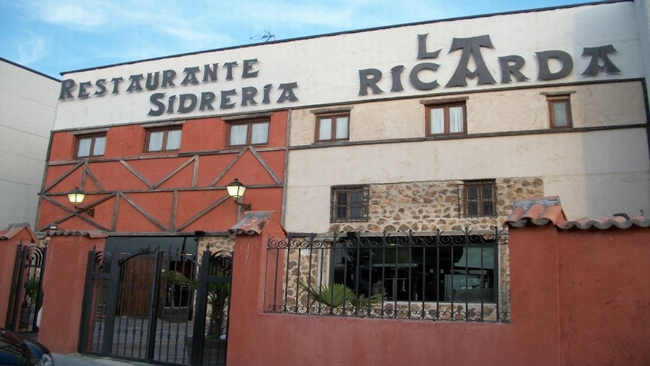 Restaurante taberna sidrería La Ricarda: Cocina de mercado arroyomolinos, cocina tradicional de calidad arroyomolinos, cocina regional en arroyomolinos
