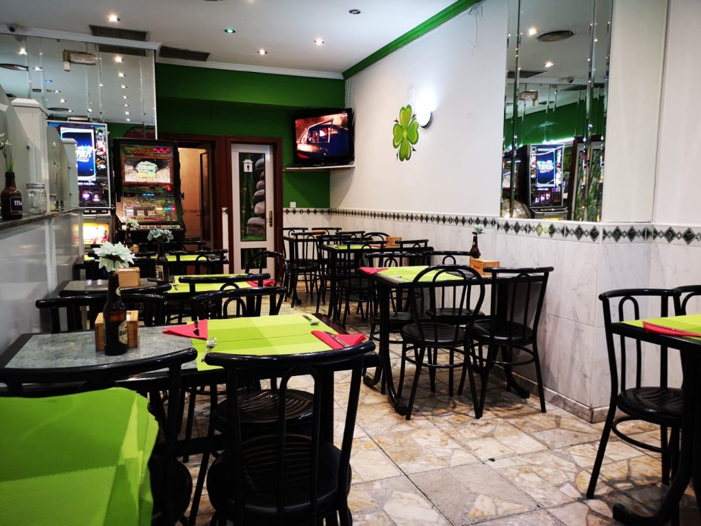 Entrevista y reportaje a El nuevo Trébol, local en el que disfrutar de lo mejor de la gastronomia tradicional en Móstoles